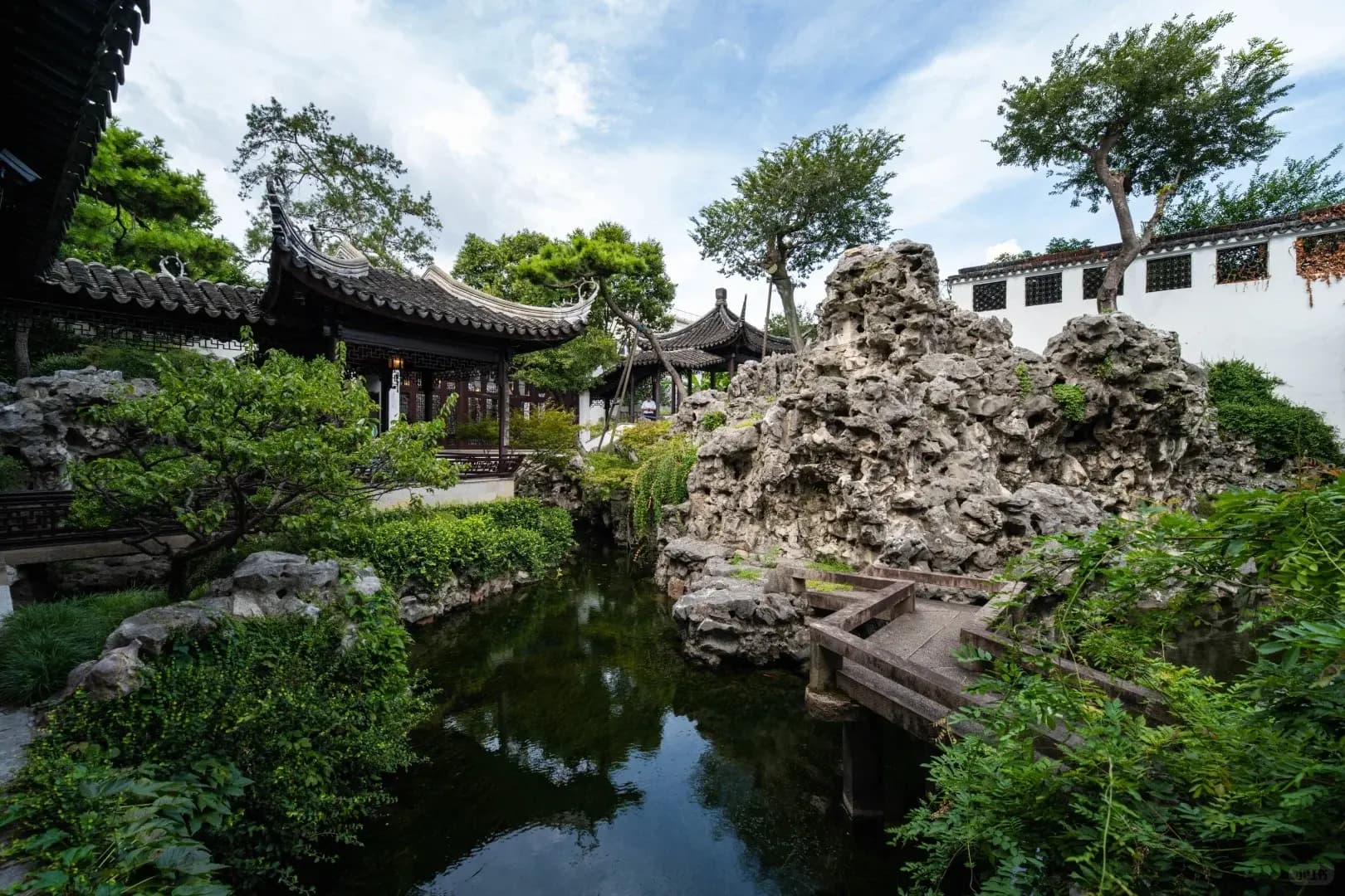 Mountain Villa of Embracing Beauty suzhou (1)