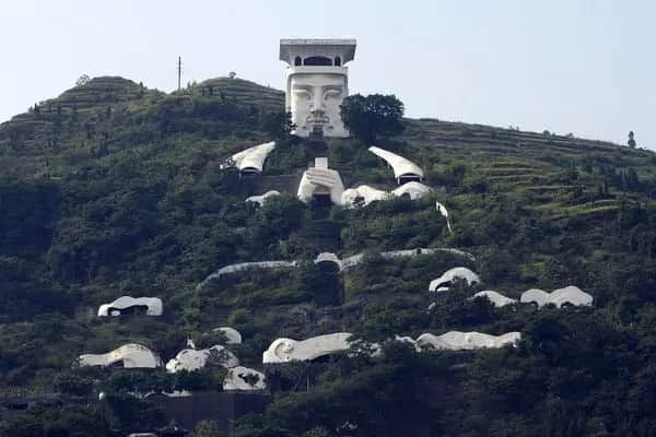1-Day Tour to Fengdu Ghost City from Chongqing